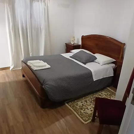 Andar Moradia T4 Na Casa Do Olival Σπίτι διακοπών *