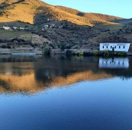 Semesterbostad Andar Moradia T4 Na Casa Do Olival