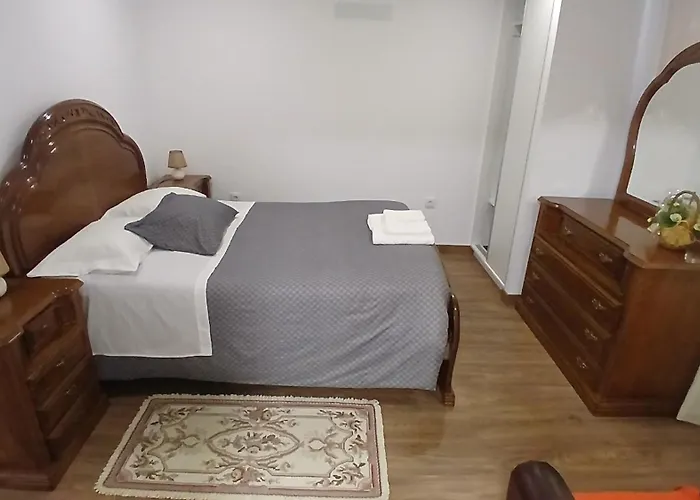 Semesterbostad Andar Moradia T4 Na Casa Do Olival *